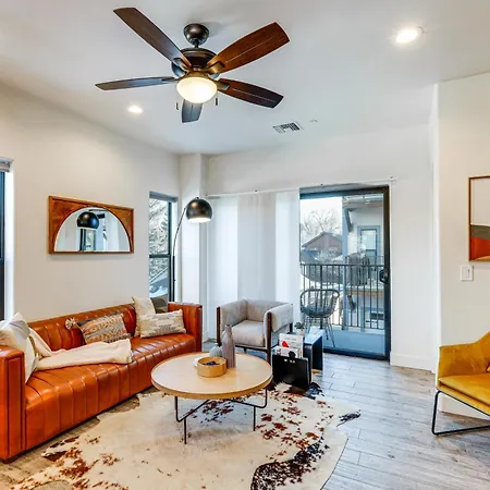 Flagstaff Townhome Near Downtown With Mountain Views